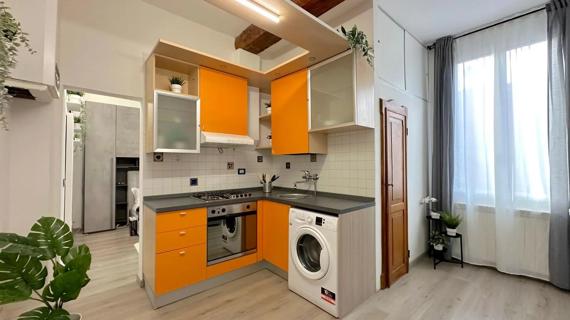 Mondo House ボローニャ イタリア